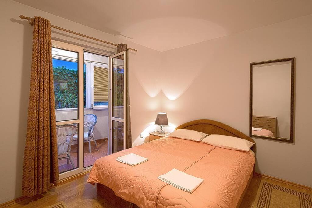 Butua. Apartment Budva